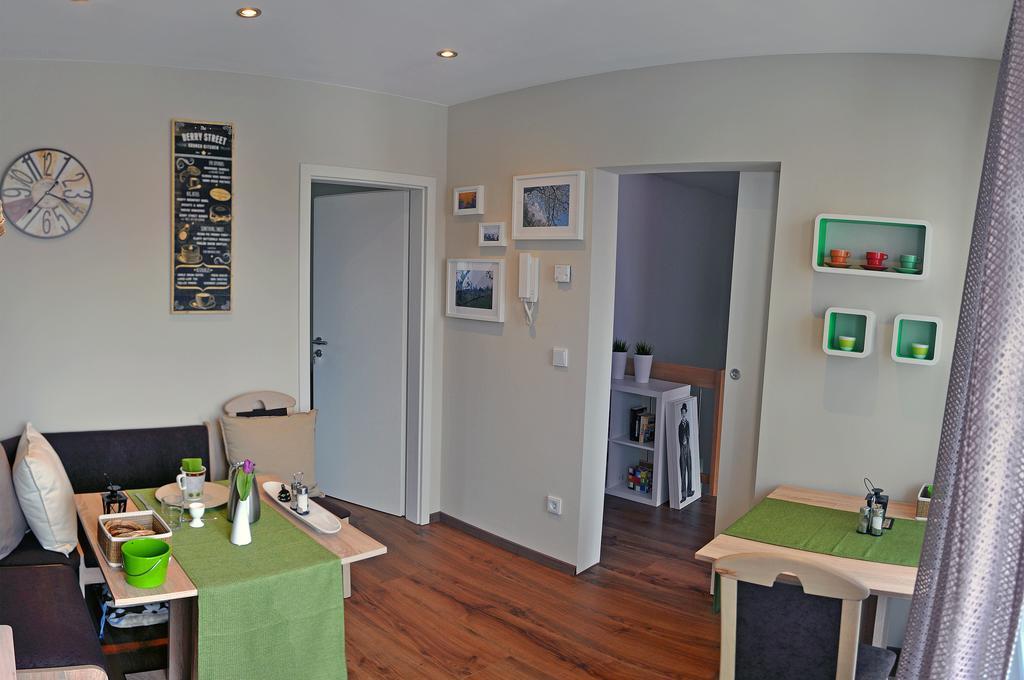 Frankfurt Bed & Breakfast Φραγκφούρτη Εξωτερικό φωτογραφία